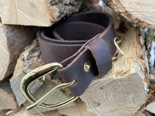The 5AM Standard Belt – 1.5'' wide 8 oz Vegetable-Tanned Leather – Solid Brass